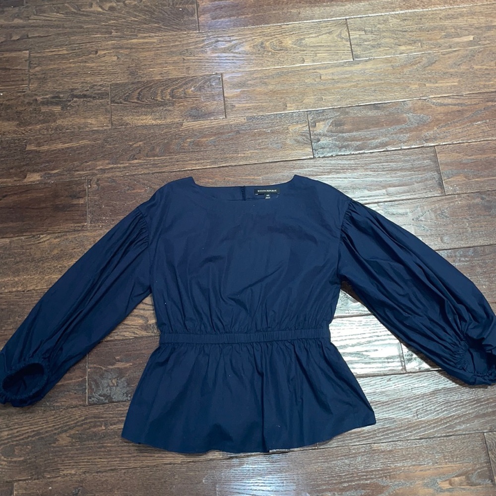 synched sleeve banana republic balloon shirt